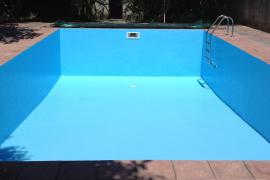 Sơn epoxy chất lượng giá tốt chống thấm cho bể bơi, hồ nước